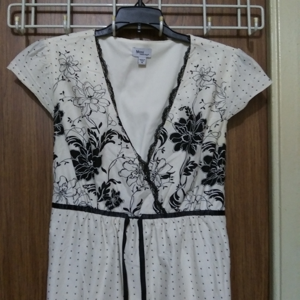 Gorgeous Flower Dress - Picture 4 of 16
